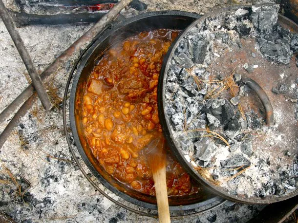 Dutch Oven Chili While Camping – Hearty and Easy Campfire Recipe Dutch Oven Chili While Camping – Hearty and Easy Campfire Recipe